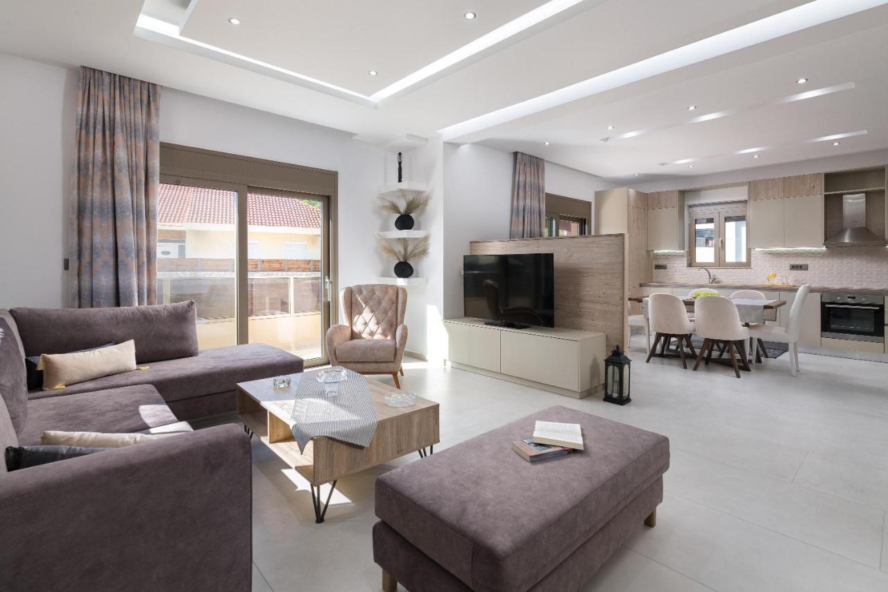 Panthea Luxury *